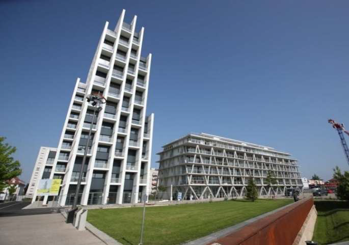 Parking Silo et Crèche